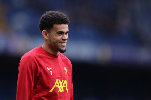 Barcelona Chốt Thương Vụ Rashford, Gác Lại Luis Diaz?